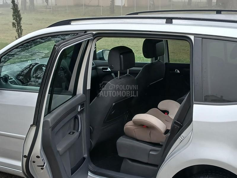 Volkswagen Touran 2.0 TDI