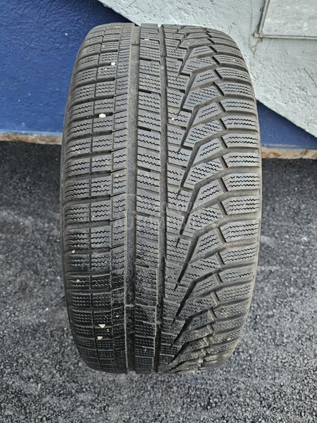 Hankook 245/45 R18 Zimska