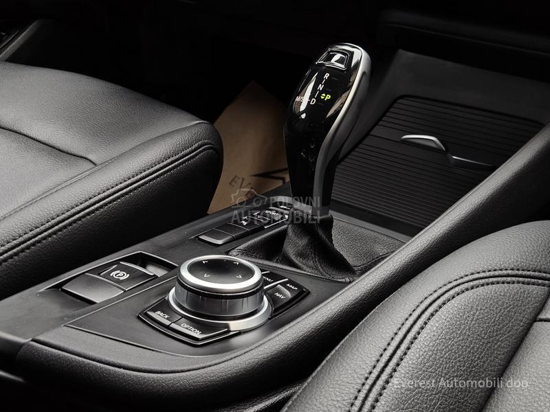 BMW X1 2.0D/MATRIX/EXECUT