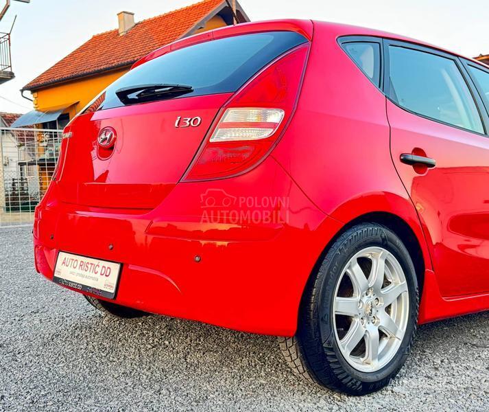 Hyundai i30 T O P  BESPREK0RAN
