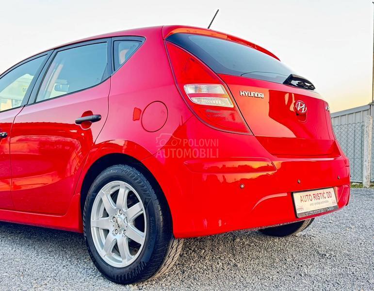 Hyundai i30 T O P  BESPREK0RAN
