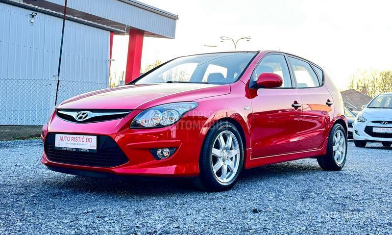 Hyundai i30 T O P  BESPREK0RAN