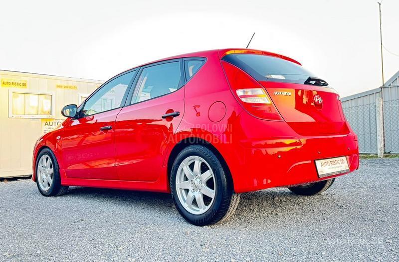 Hyundai i30 T O P  BESPREK0RAN