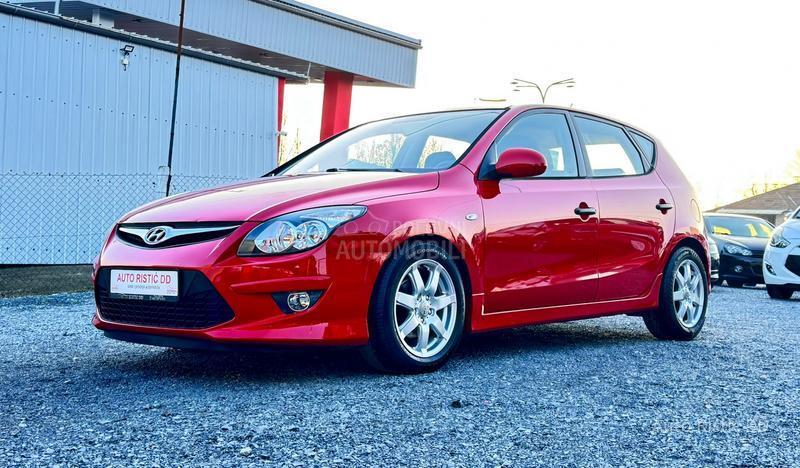 Hyundai i30 T O P  BESPREK0RAN