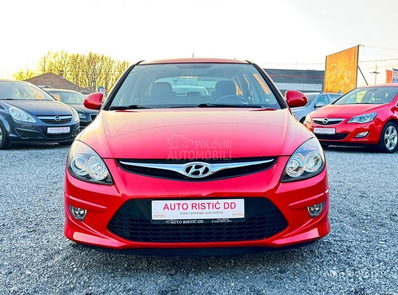 Hyundai i30 T O P  BESPREK0RAN