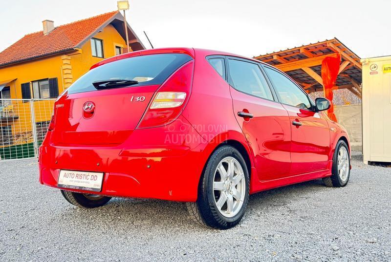 Hyundai i30 T O P  BESPREK0RAN