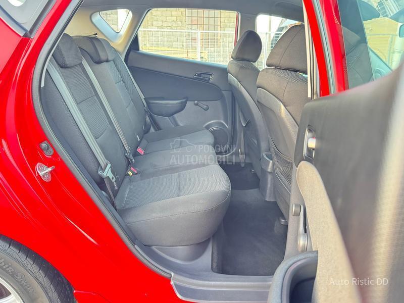 Hyundai i30 T O P  BESPREK0RAN