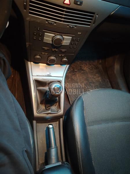 Opel Astra H 1.7 CDTI   C I T A J