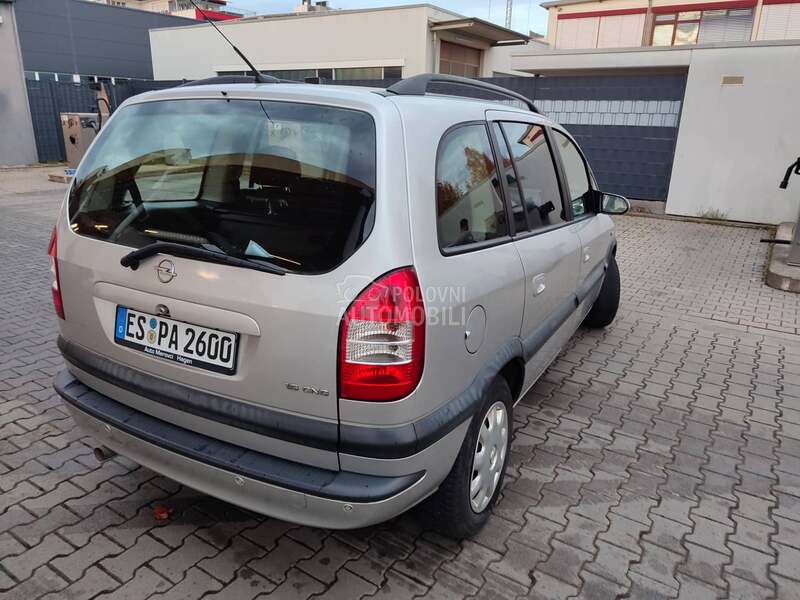 Opel Zafira m.e.t.a.n