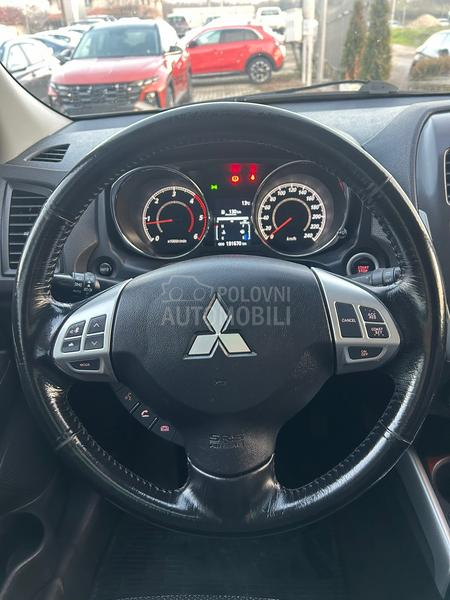 Mitsubishi ASX 1.8D 4x4 PANO