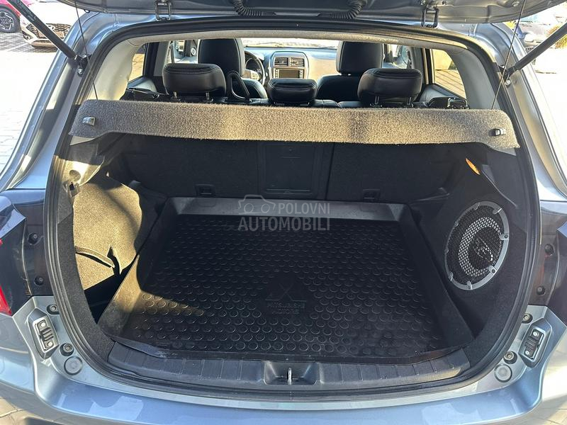 Mitsubishi ASX 1.8D 4x4 PANO