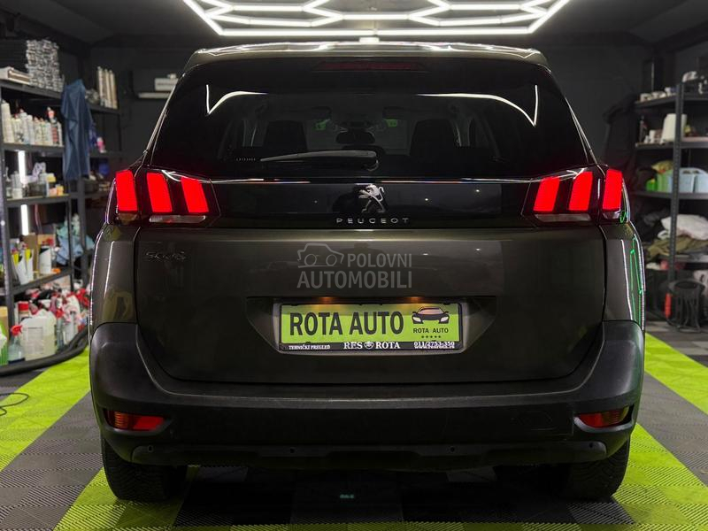 Peugeot 5008 1.5HDI/AUTOM./N0V