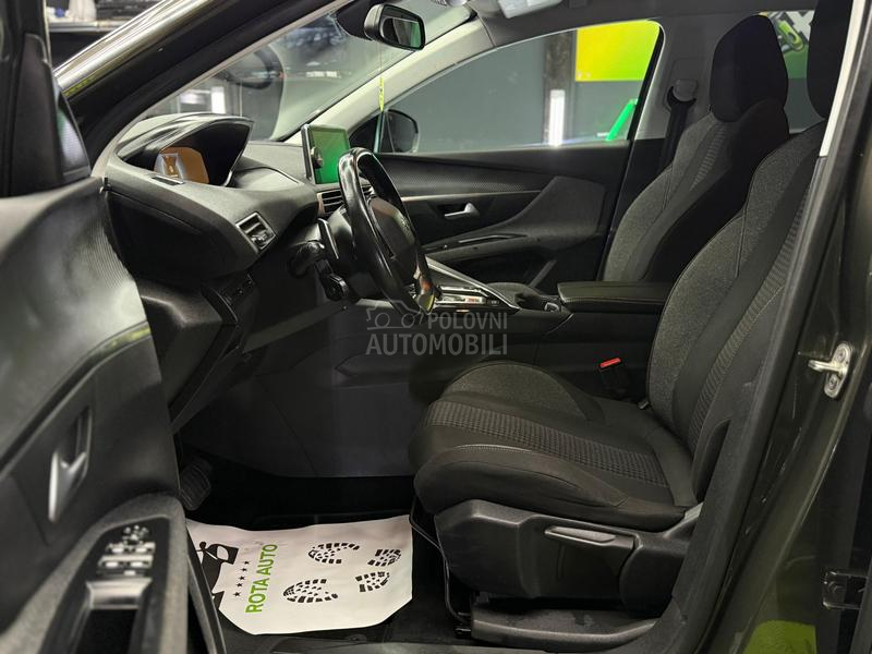 Peugeot 5008 1.5HDI/AUTOM./N0V