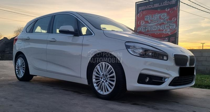 BMW 225 XE PLUG IN LUXURY