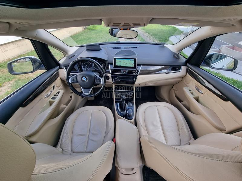 BMW 225 XE PLUG IN LUXURY