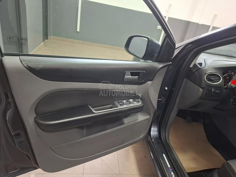 Ford Focus 1.6 16v