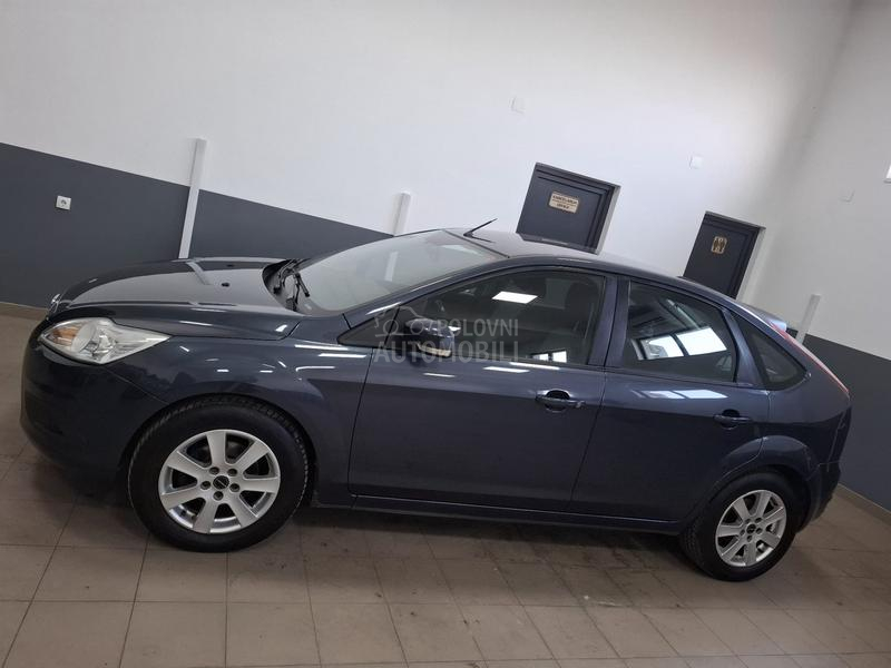 Ford Focus 1.6 16v