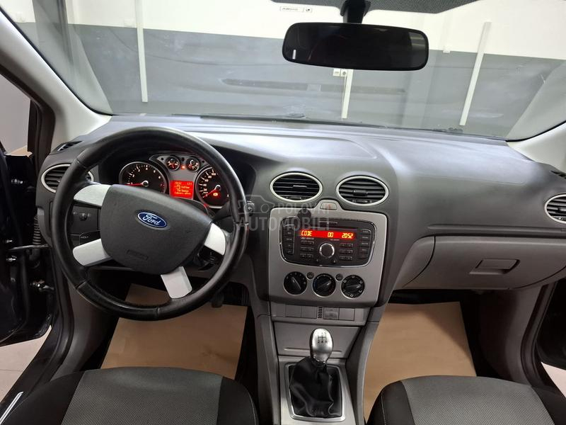 Ford Focus 1.6 16v