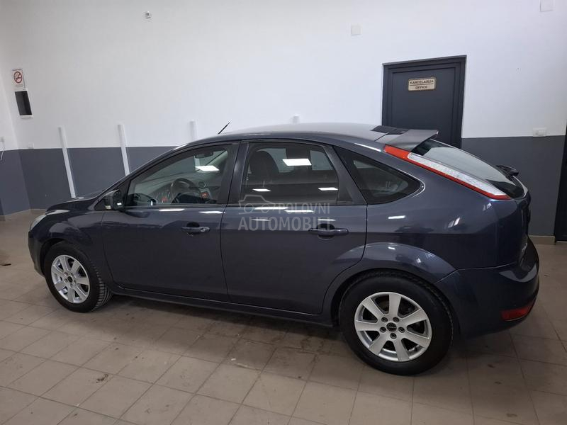 Ford Focus 1.6 16v