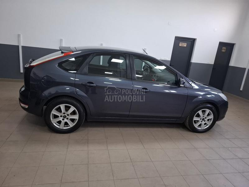 Ford Focus 1.6 16v