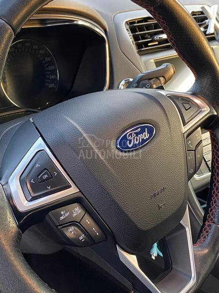 Ford Mondeo ST-line