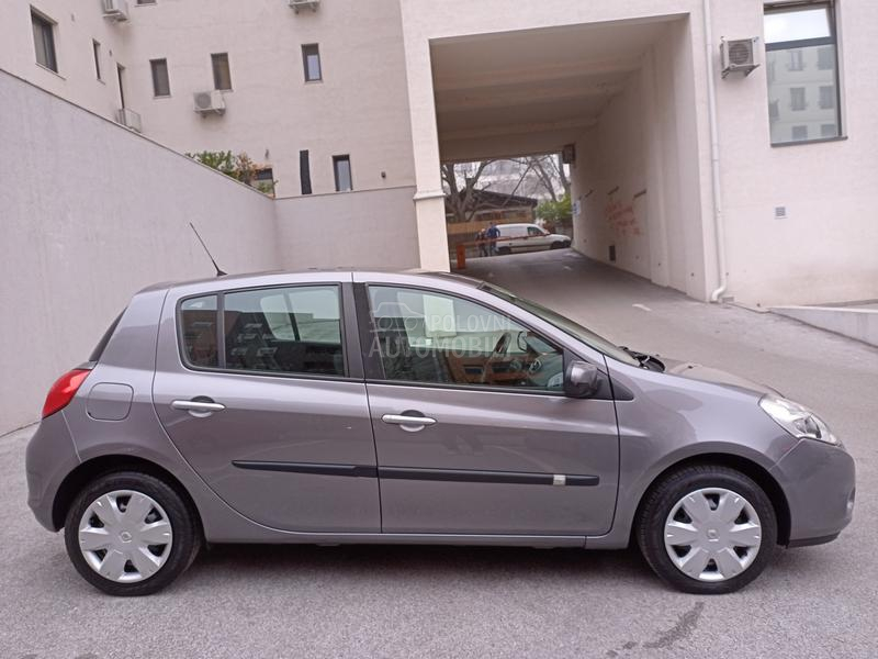 Renault Clio 1.2b iz Švajcarske