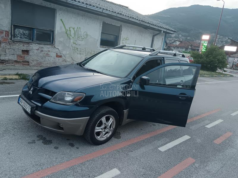 Mitsubishi Outlander 