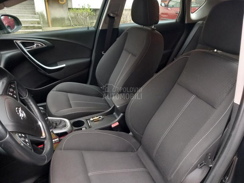 Opel Astra J - RESTAJLING MODEL