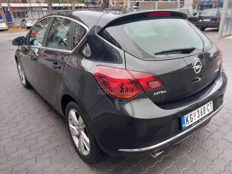 Opel Astra J - RESTAJLING MODEL
