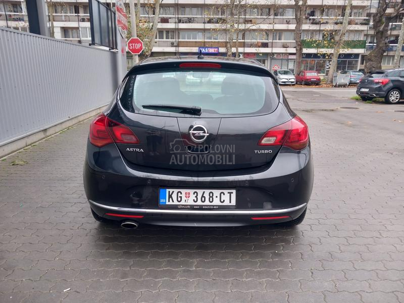 Opel Astra J - RESTAJLING MODEL