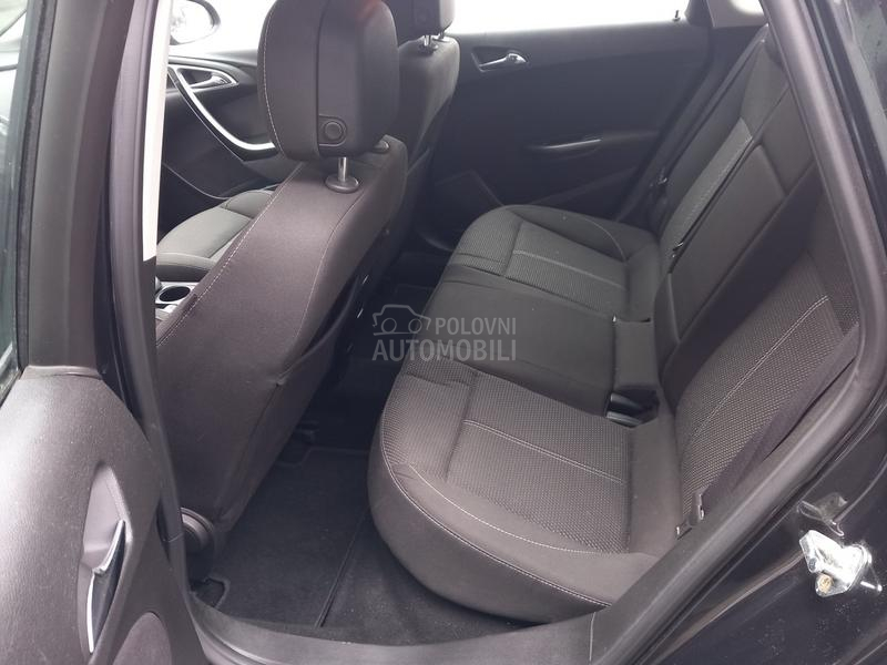 Opel Astra J - RESTAJLING MODEL
