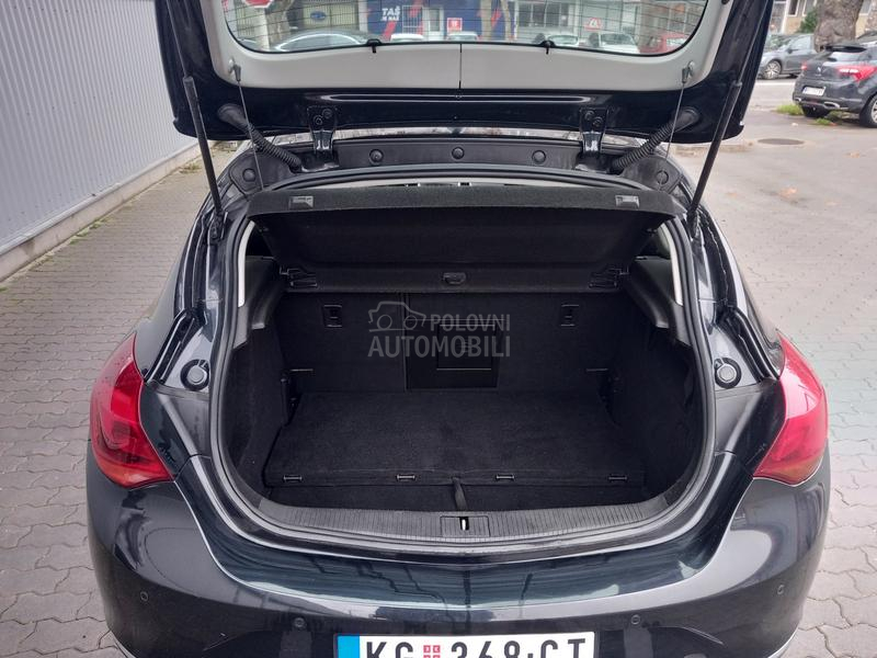 Opel Astra J - RESTAJLING MODEL
