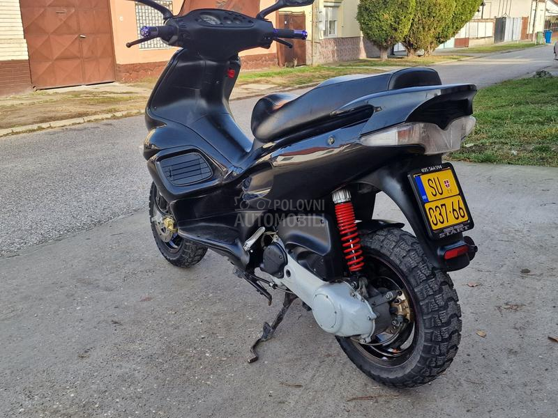 Gilera runner