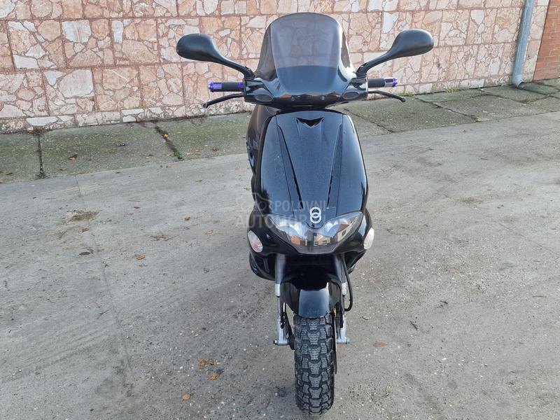 Gilera runner