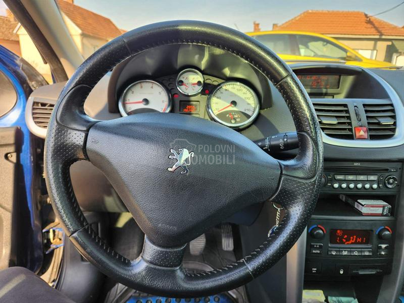Peugeot 207 1.6