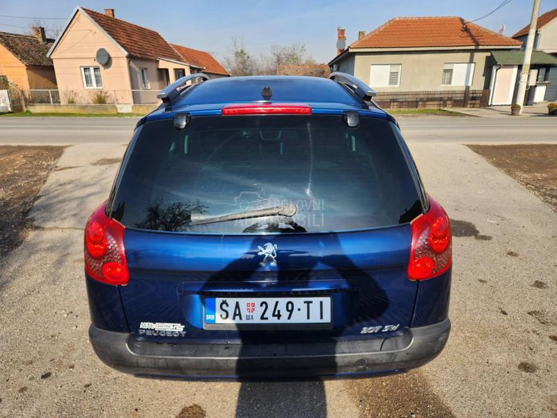 Peugeot 207 1.6