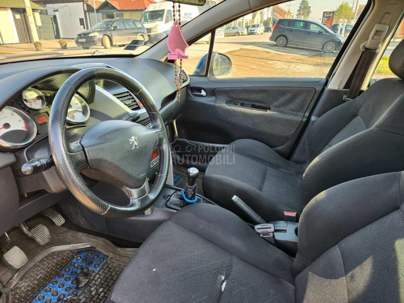 Peugeot 207 1.6