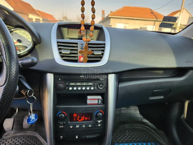 Peugeot 207 1.6