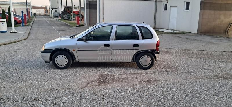 Opel Corsa B 