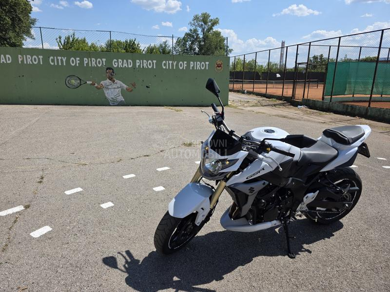 Suzuki GSR  P.E.R.F.E.K.T.A.N