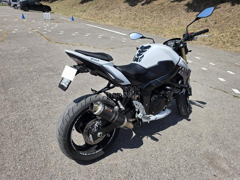 Suzuki GSR  P.E.R.F.E.K.T.A.N