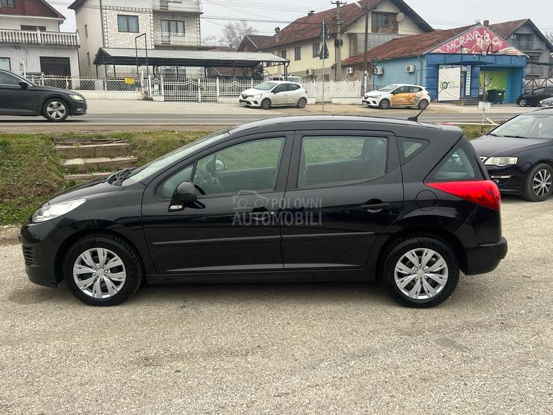 Peugeot 207 1.4 8v