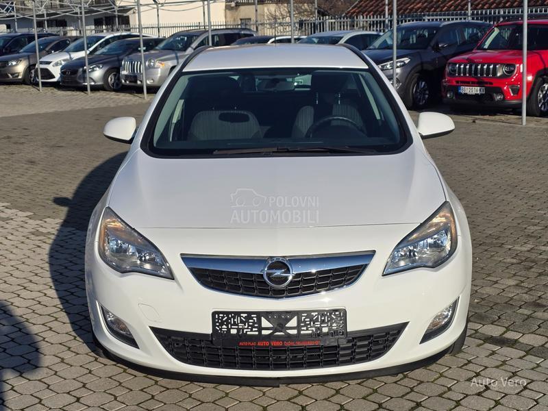 Opel Astra J 1.7 CDTI