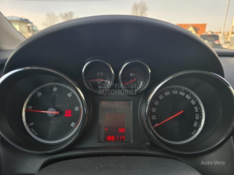 Opel Astra J 1.7 CDTI