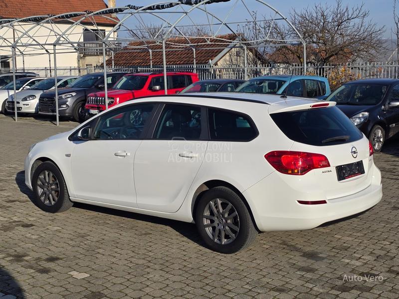 Opel Astra J 1.7 CDTI
