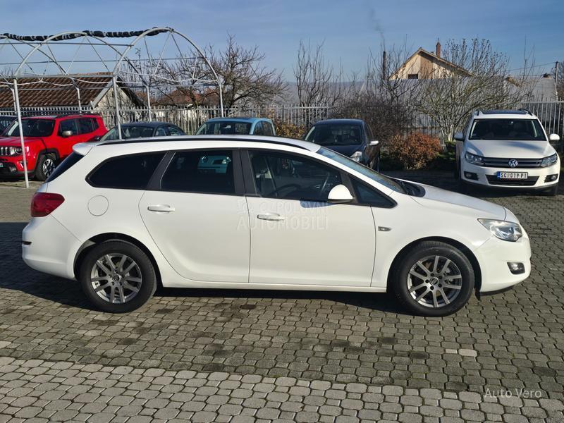 Opel Astra J 1.7 CDTI