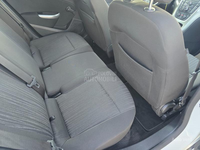 Opel Astra J 1.7 CDTI