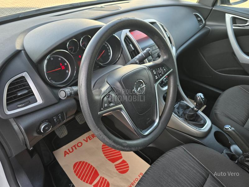 Opel Astra J 1.7 CDTI