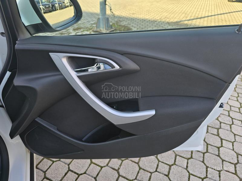 Opel Astra J 1.7 CDTI