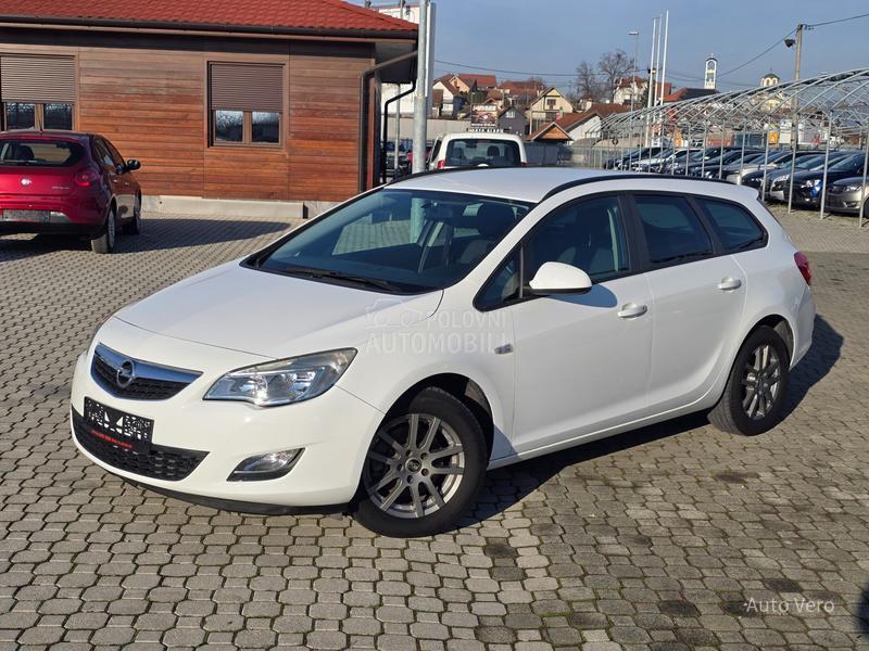 Opel Astra J 1.7 CDTI